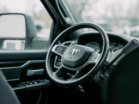 Used 2024 RAM 3500 SLT w/ Quick Order Package 2YG SLT image 10