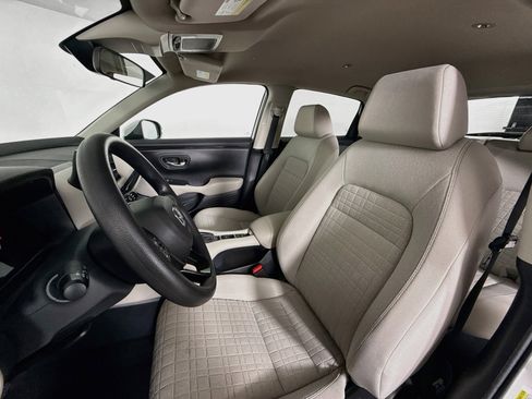 Certified 2026 Honda HR-V LX image 24