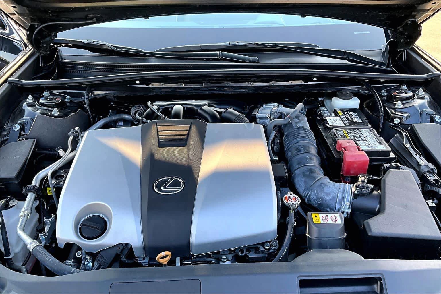 Used 2024 Lexus ES 350 Ultra Luxury w/ Accessory Package (Z2) FWD image 29