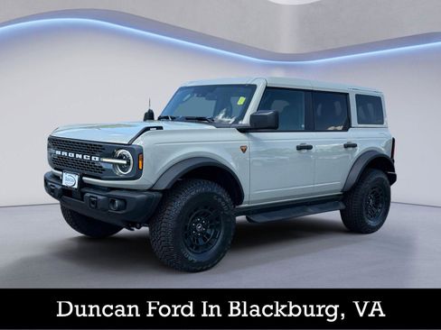 New 2026 Ford Bronco Badlands AWD/4WD image 7