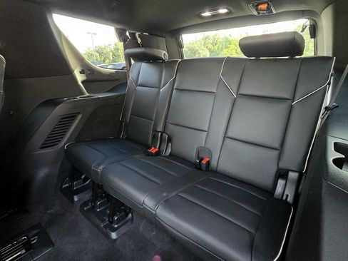 Used 2023 Cadillac Escalade Sport AWD/4WD image 35