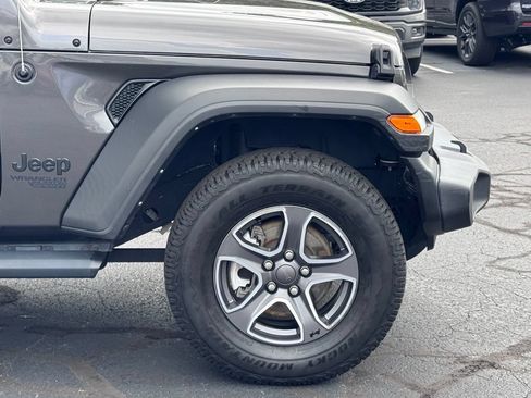 Used 2021 Jeep Wrangler Unlimited Sport w/ Sun And Sound Package AWD/4WD image 41
