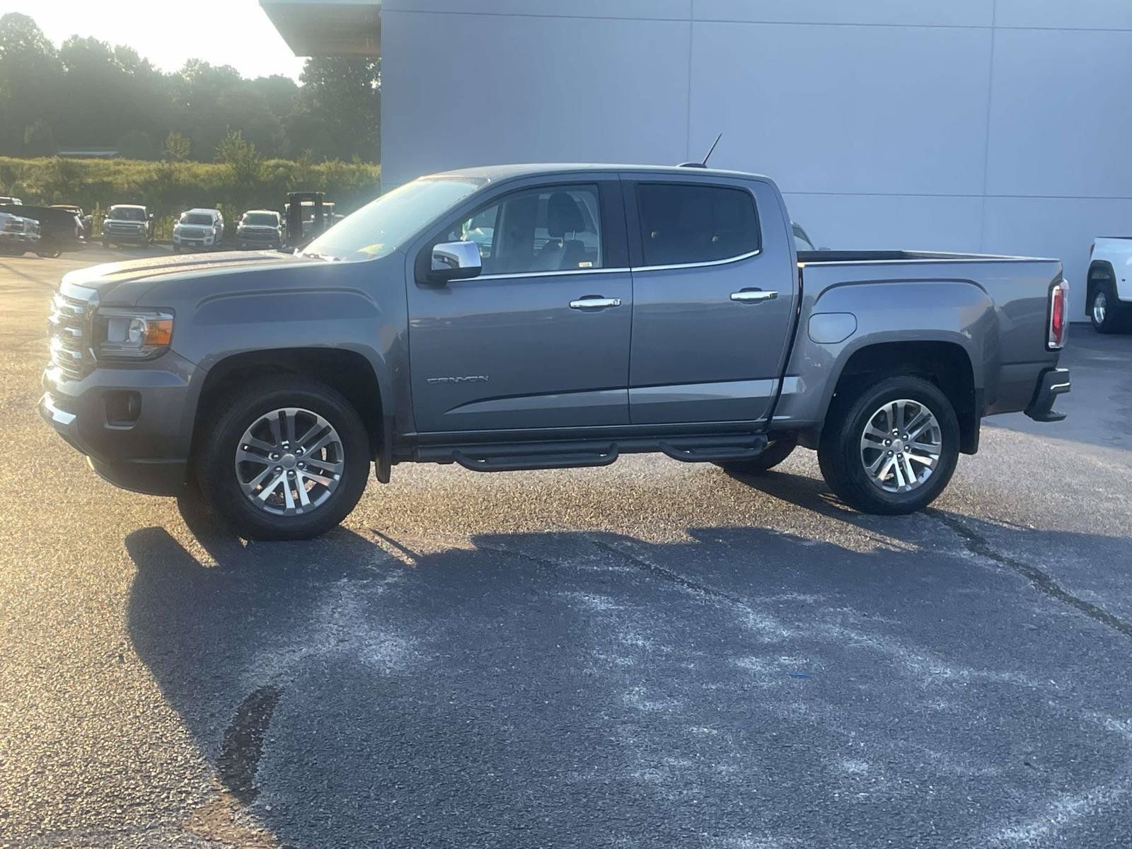 Certified 2020 GMC Canyon SLT w/ Driver Alert Package RWD image 9