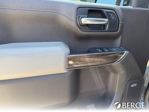 Used 2020 Chevrolet Silverado 1500 LT Trail Boss AWD/4WD image 12