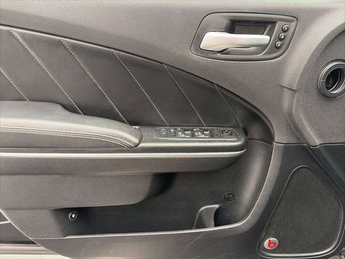 Used 2018 Dodge Charger GT image 18