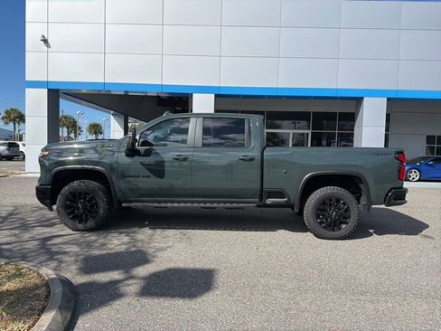 Used 2025 Chevrolet Silverado 2500 LT w/ Trail Boss Package image 3