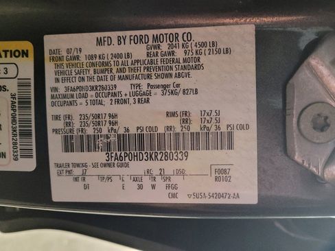 Used 2019 Ford Fusion SE FWD image 33