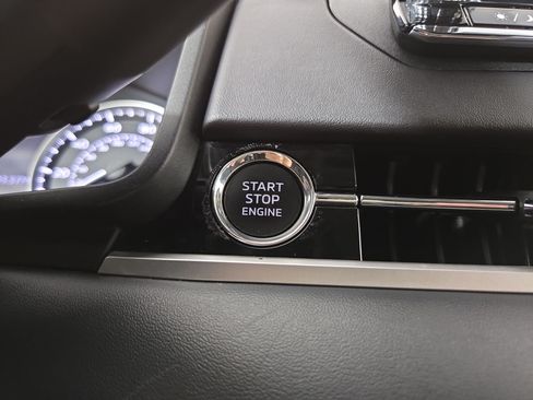 Used 2024 Mitsubishi Outlander ES AWD/4WD image 26