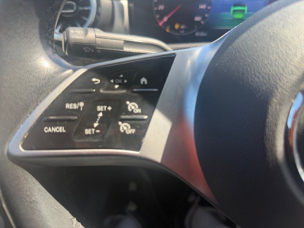 Certified 2025 Mercedes-Benz CLA 250 image 22
