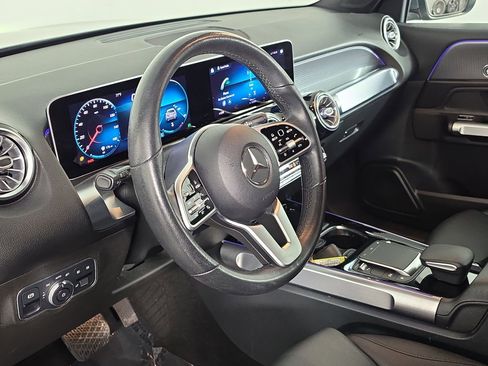 Used 2021 Mercedes-Benz GLB 250 image 7