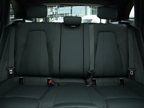 Used 2026 Mercedes-Benz GLA 250 4MATIC image 35