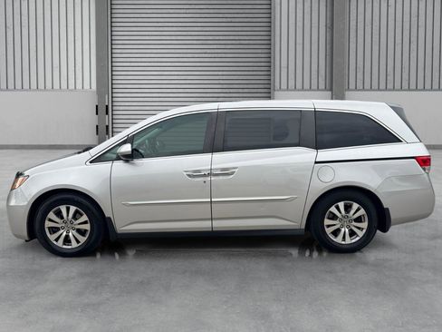 Used 2015 Honda Odyssey EX image 2