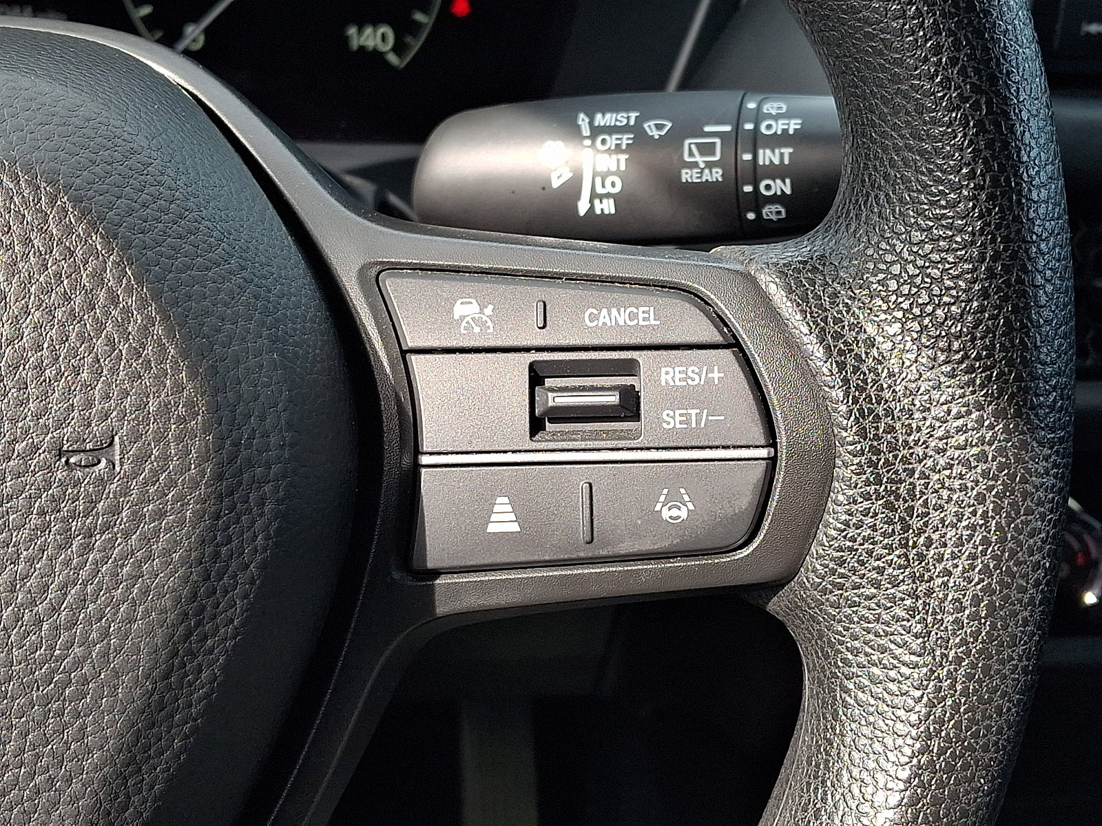 Used 2025 Honda HR-V LX image 21