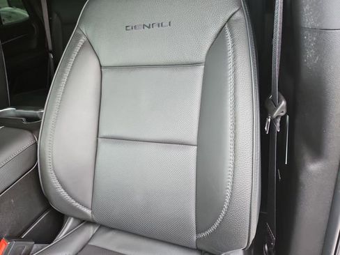 Used 2024 GMC Yukon Denali w/ Max Trailering Package AWD/4WD image 15