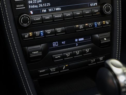 Used 2011 Porsche 911 Turbo S image 41