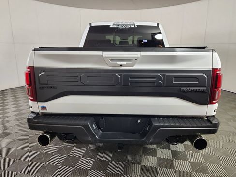 Used 2018 Ford F150 Raptor w/ Equipment Group 802A Luxury AWD/4WD image 6