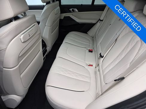 Used 2024 BMW X5 xDrive40i w/ Executive Package AWD/4WD image 14
