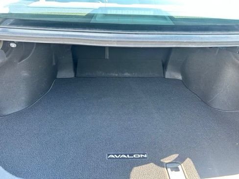 Used 2019 Toyota Avalon Limited FWD image 22
