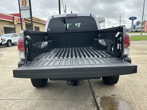 Used 2023 Toyota Tacoma TRD Off-Road RWD image 19