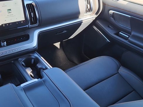 New 2026 Ford Expedition Tremor image 26