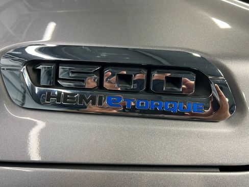Used 2021 RAM 1500 Laramie AWD/4WD image 11