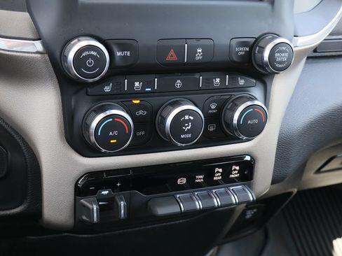 Used 2021 RAM 3500 Laramie AWD/4WD image 19
