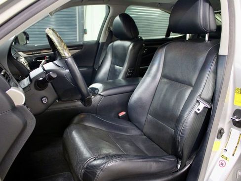 Used 2013 Lexus LS 460 AWD w/ Comfort Pkg image 5