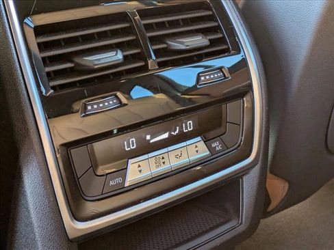 Used 2022 BMW X5 sDrive40i w/ Executive Package image 20