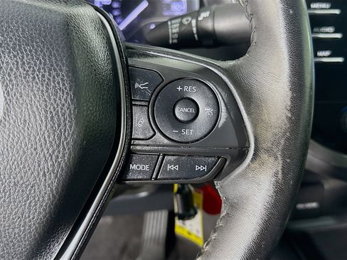 Used 2019 Toyota Camry SE FWD image 15