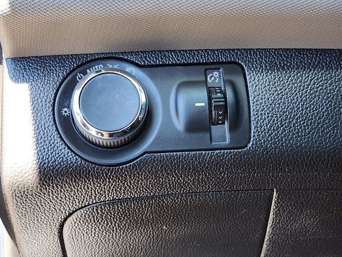 Used 2014 Chevrolet Sonic LT FWD image 13