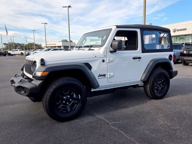 Certified 2026 Jeep Wrangler Sport AWD/4WD image 3