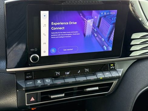 Used 2025 Toyota Camry LE w/ Convenience Package image 22