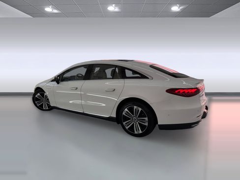 Certified 2022 Mercedes-Benz EQS 450+ Sedan image 3