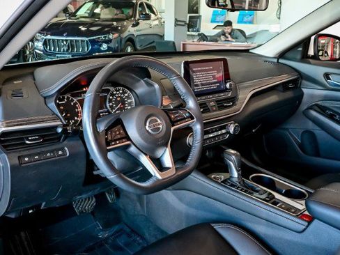 Used 2022 Nissan Altima 2.5 SL image 13