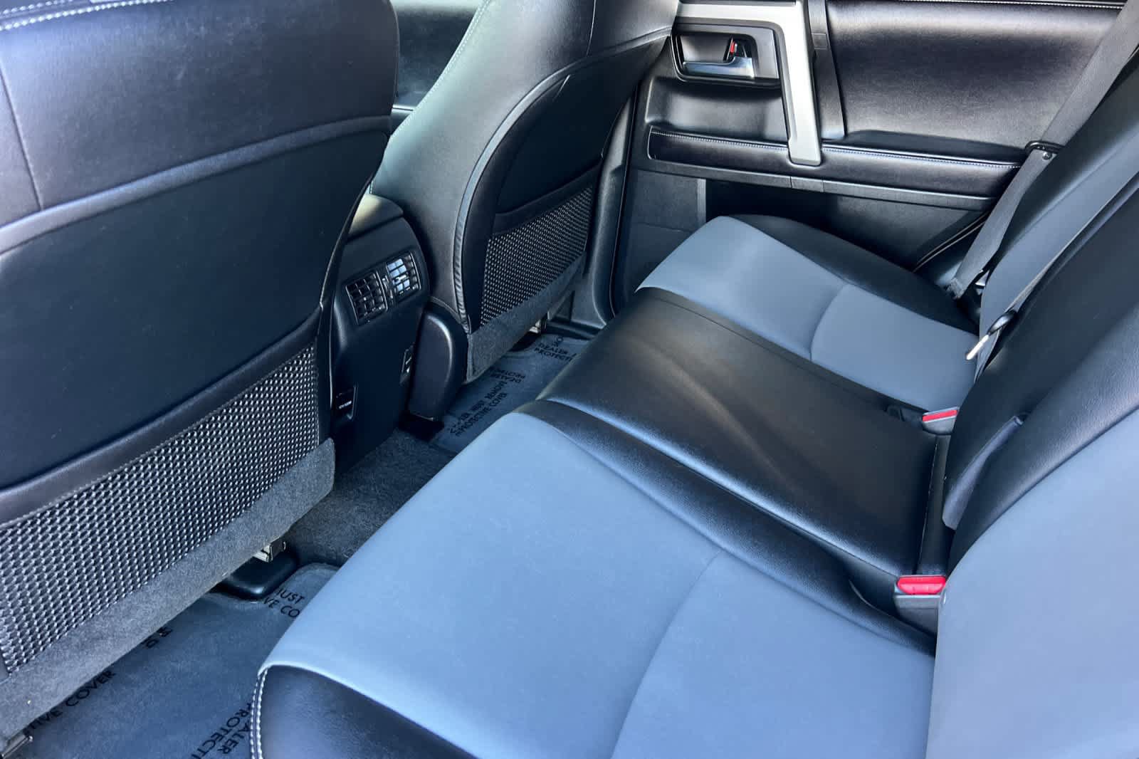 Certified 2017 Toyota 4Runner SR5 Premium w/ Preferred Accessory Package RWD image 4