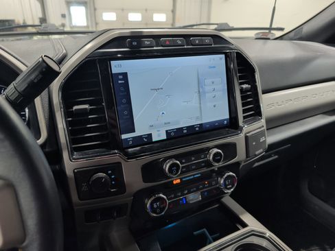 Used 2022 Ford F250 Lariat w/ Tremor Off-Road Package AWD/4WD image 12
