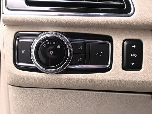 Used 2021 Lincoln Navigator L Reserve w/ Luxury Package image 43