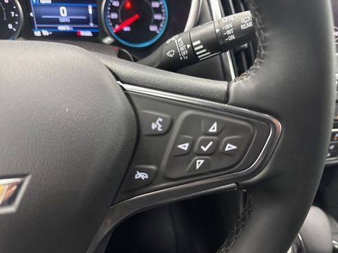 Used 2024 Chevrolet Equinox LT image 12