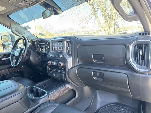 Used 2023 GMC Sierra 2500 Denali image 31