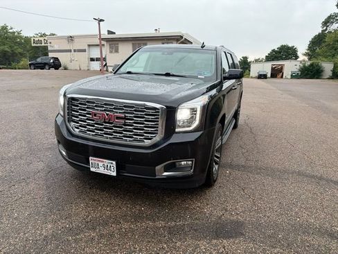 Used 2018 GMC Yukon XL Denali w/ Open Road Package AWD/4WD image 5