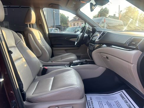 Used 2016 Honda Pilot Touring image 35