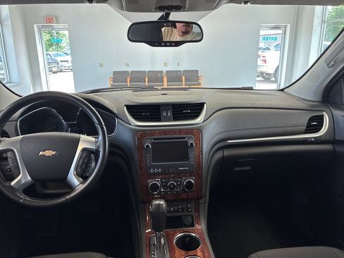 Used 2014 Chevrolet Traverse LT AWD/4WD image 12