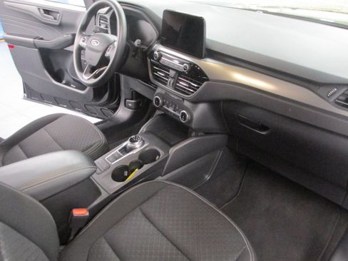 Used 2025 Ford Escape Active AWD/4WD image 24