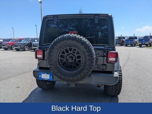 Used 2022 Jeep Wrangler Unlimited Sport AWD/4WD image 5