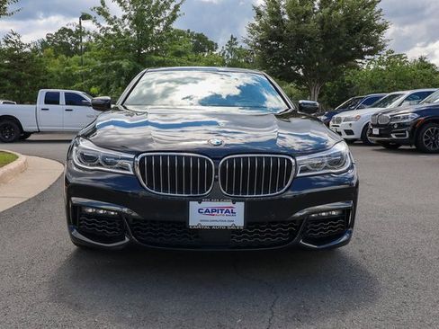 Used 2017 BMW 750i xDrive image 2