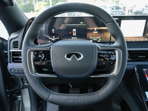 New 2026 INFINITI QX80 4WD image 9