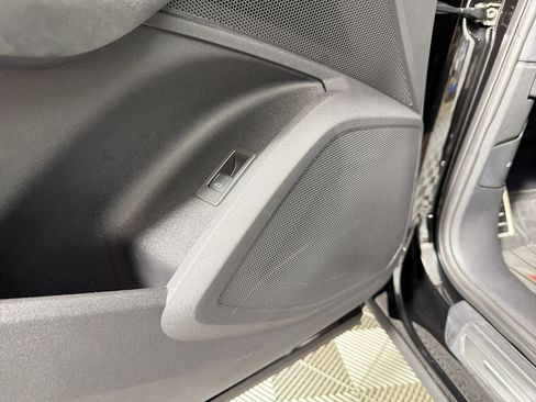 Certified 2025 Audi SQ5 Prestige w/ Prestige Package image 21