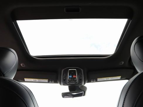 New 2025 Jeep Grand Cherokee L Altitude image 21