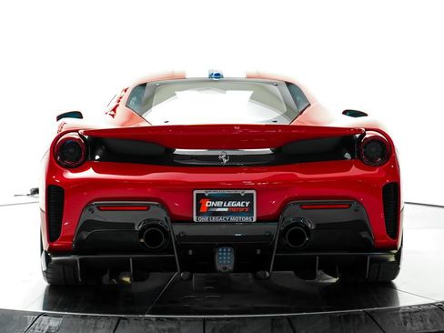 Used 2020 Ferrari 488 Pista Coupe RWD image 10