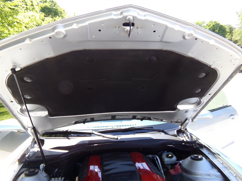 Used 2010 Chevrolet Camaro SS RWD image 48